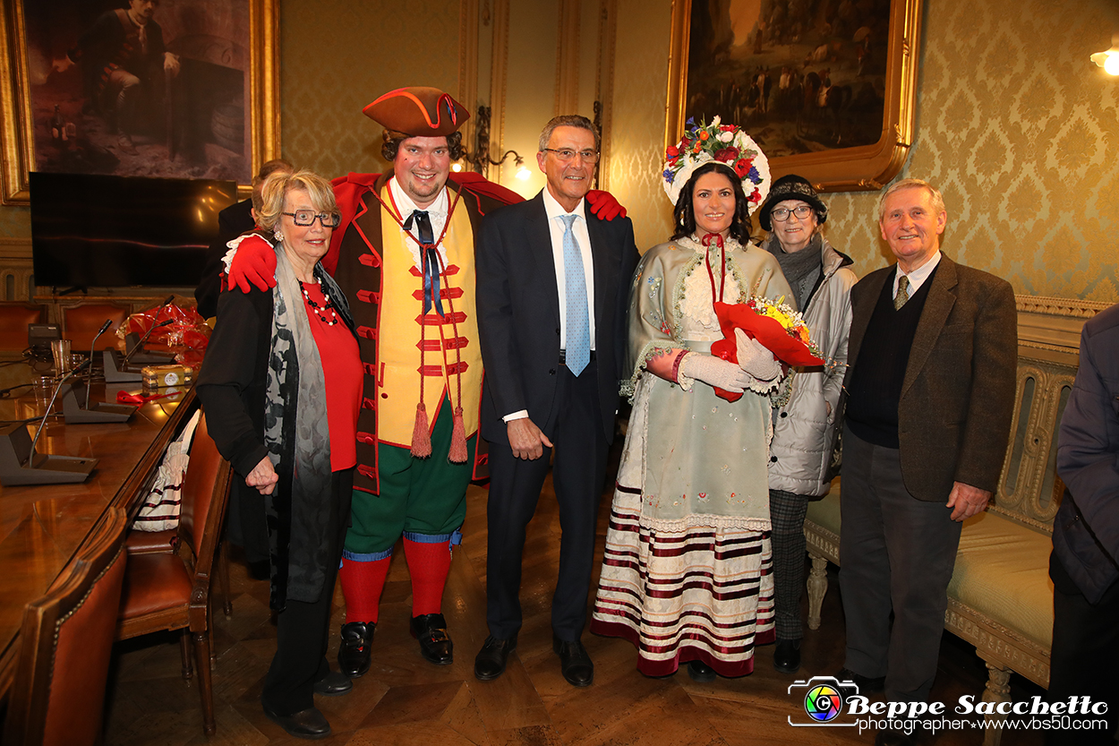 VBS_3704 - Investitura Ufficiale Gianduja e Giacometta Famija Turineisa - Carnevale di Torino 2024.jpg